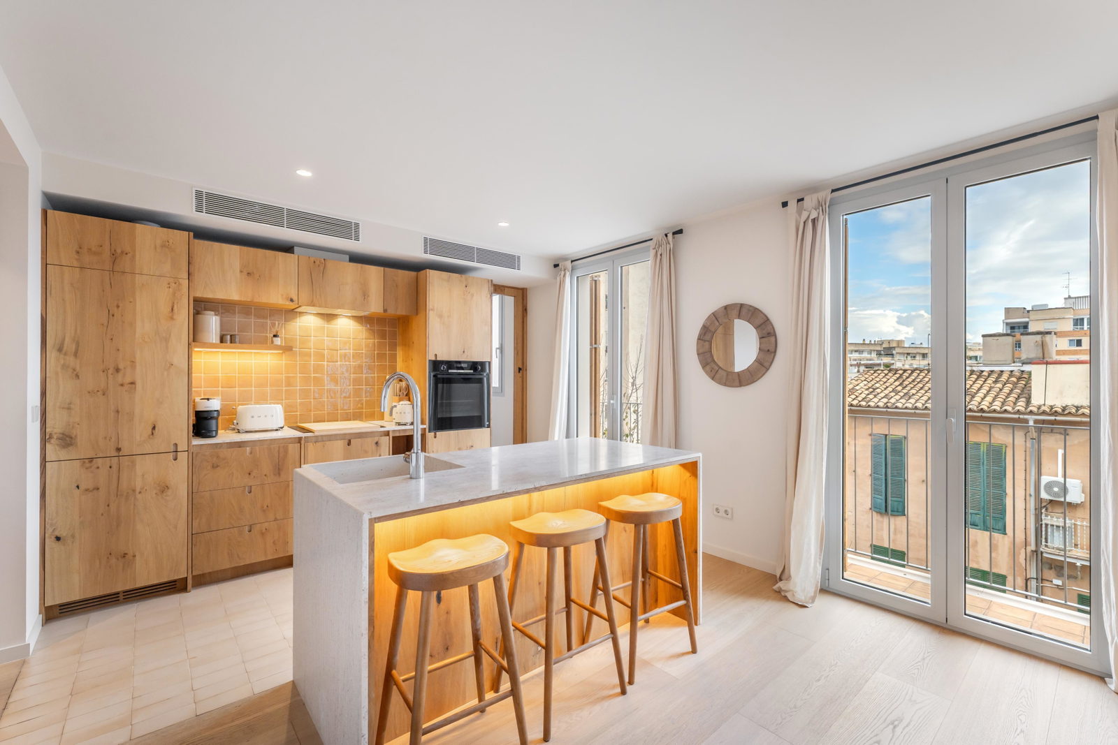 Modernes Penthouse zum Verkauf in Santa Catalina, Palma – Dachterrasse, Pool & Meerblick