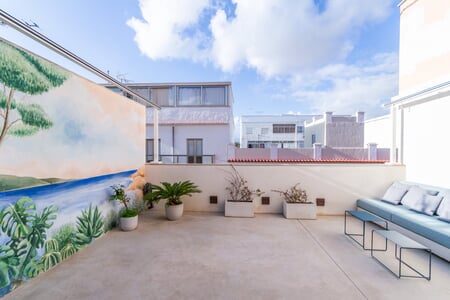 Premium-Penthouse in Molinar zu verkaufen – große Terrasse auf derselben Ebene und in Meeresnähe