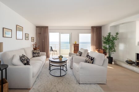 Förstalinje-lägenhet med fantastisk havsutsikt och terrass i El Molinar