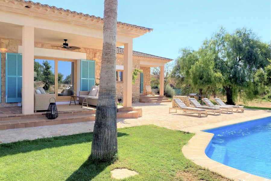 Wunderschönes Haus mit Garten Terrassen und Pool in Marratxi