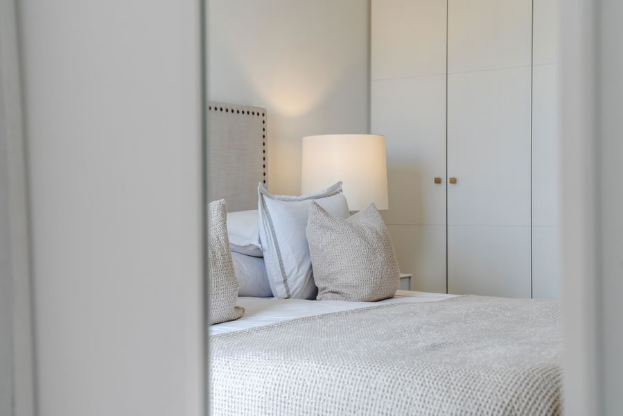 Eleganter Stadthaus mit privater Dachterrasse, Aufzug und Meerblick in Molinar
