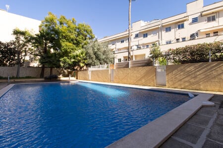 
    
                
            Cozy apartment with terrace and community pool in El Terreno
        

