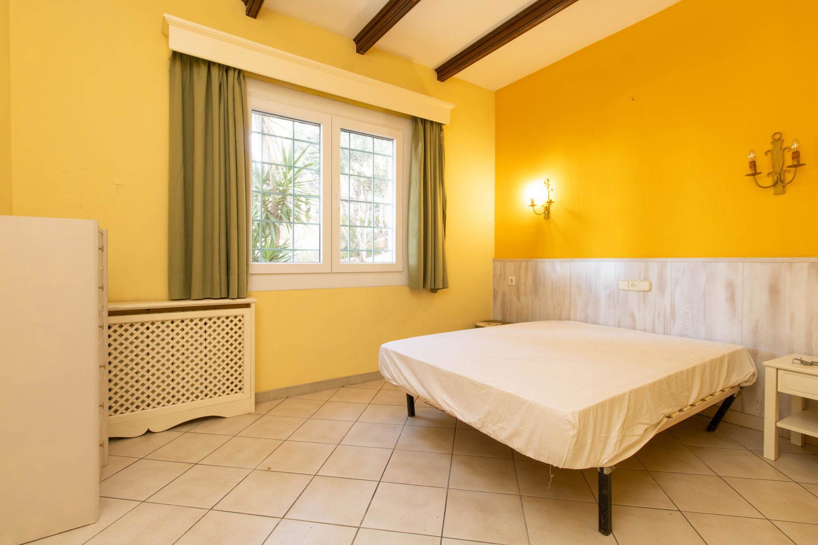 Renovierungsbedürftiges Anwesen in Meeresnähe in Santa Ponsa