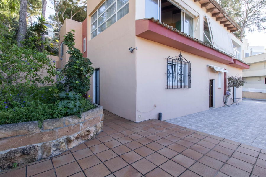Renovierungsbedürftiges Anwesen in Meeresnähe in Santa Ponsa