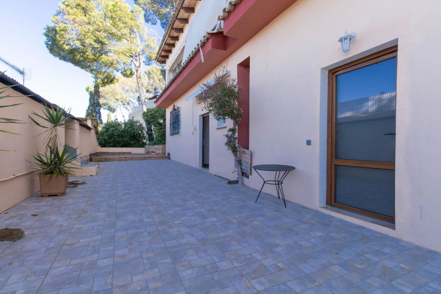Renovierungsbedürftiges Anwesen in Meeresnähe in Santa Ponsa