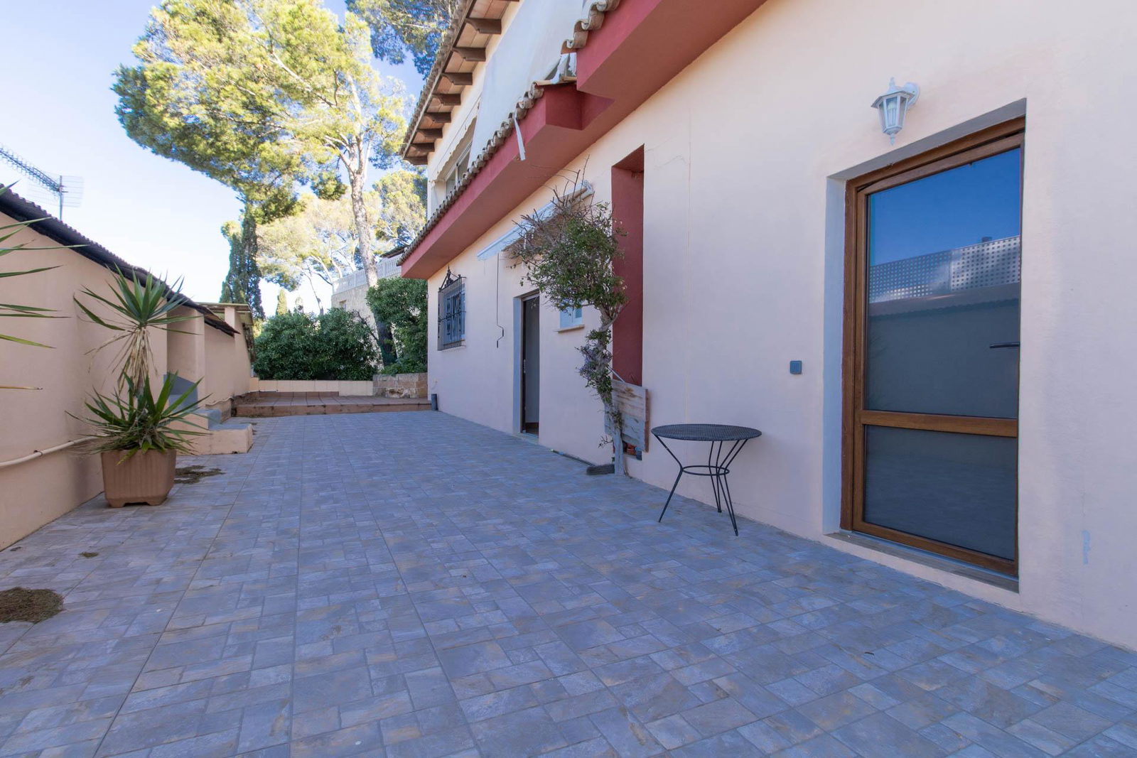 Renovierungsbedürftiges Anwesen in Meeresnähe in Santa Ponsa