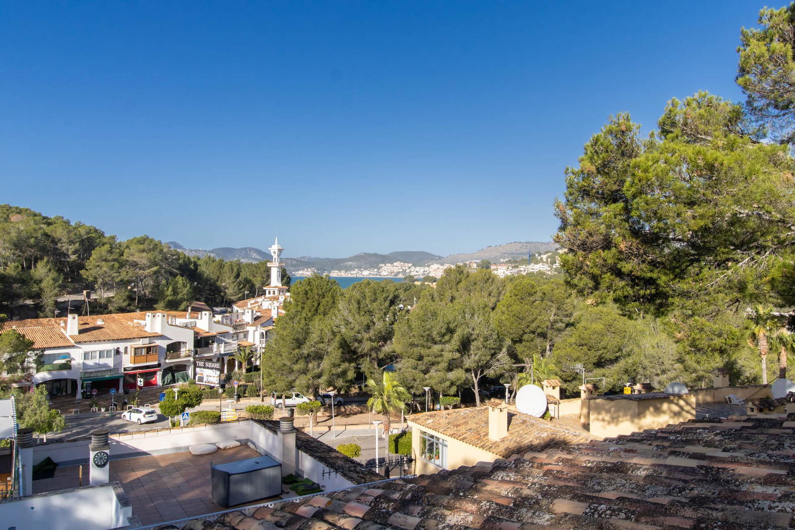 Renovierungsbedürftiges Anwesen in Meeresnähe in Santa Ponsa
