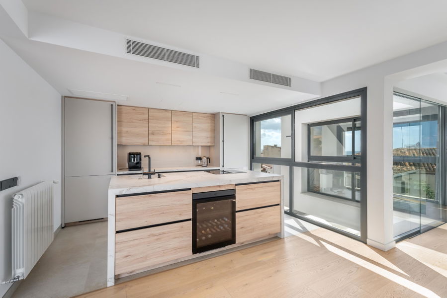 Wunderschönes Duplex-Penthouse mit Dachterrasse und atemberaubendem Meerblick in Molinar