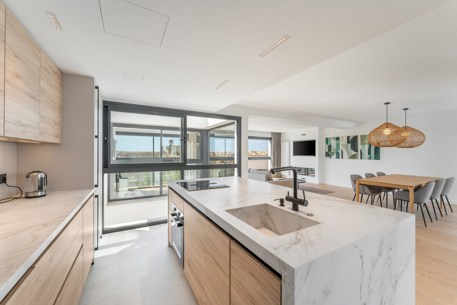 Wunderschönes Duplex-Penthouse mit Dachterrasse und atemberaubendem Meerblick in Molinar