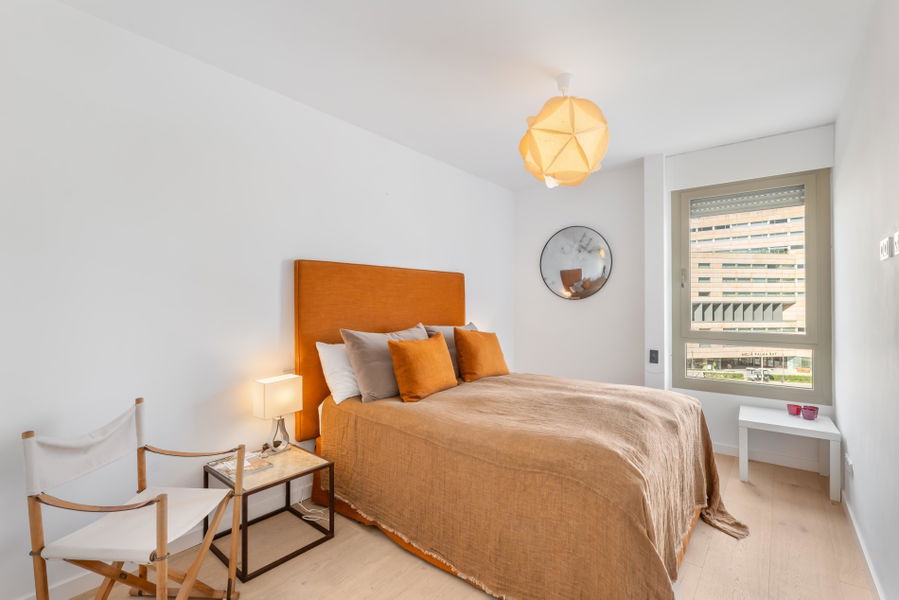 Außergewöhnliche Erstlinien-Residenz zum Verkauf in Portixol, Palma mit großer Strandterrasse, Pool & Parkplatz