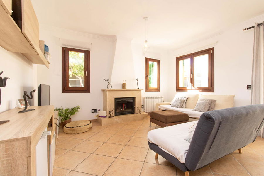 Geräumiges Doppelhaus mit Ferienvermietungslizenz in Porreres