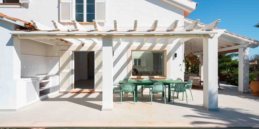 Charmante mediterrane Residenz mit separatem Apartment und Garten