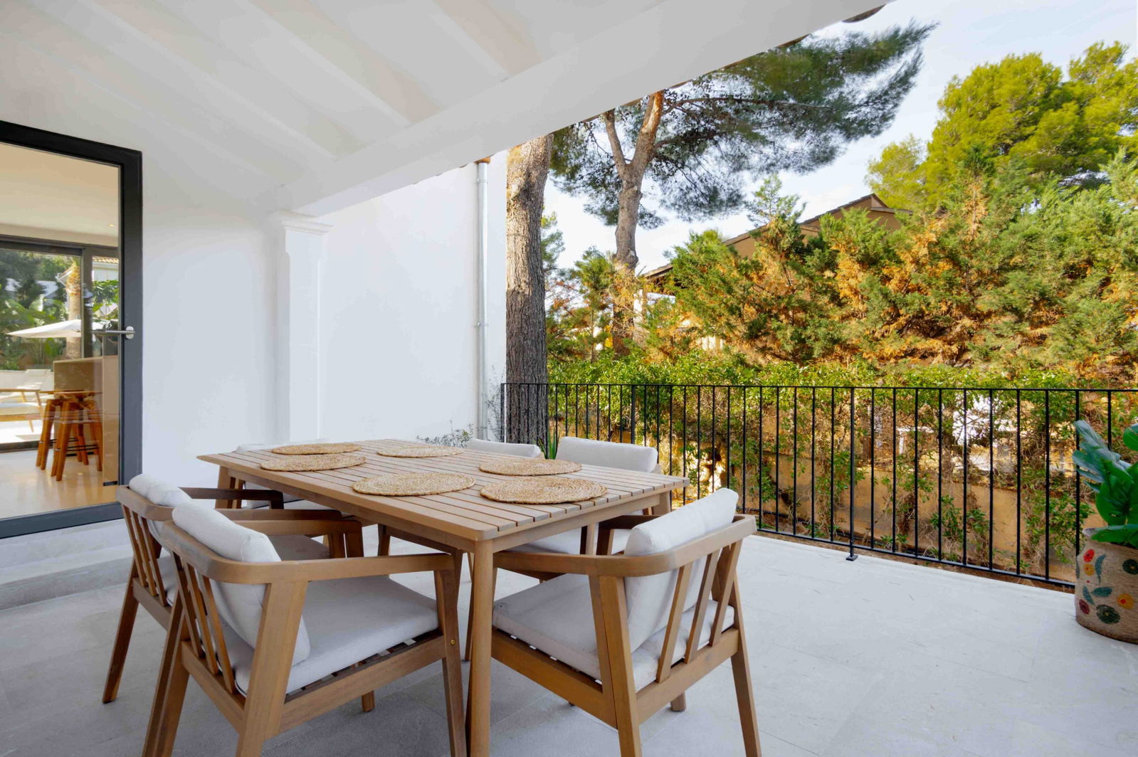Vollständig renovierte, stilvolle Villa mit Ferienvermietungslizenz und Pool in Nova Santa Ponsa