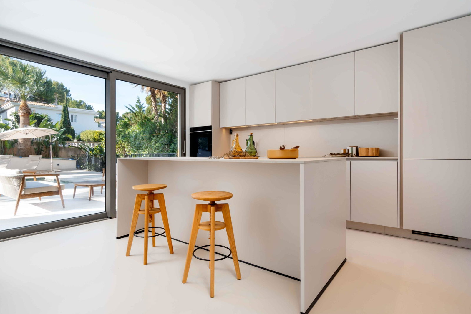Vollständig renovierte, stilvolle Villa mit Ferienvermietungslizenz und Pool in Nova Santa Ponsa