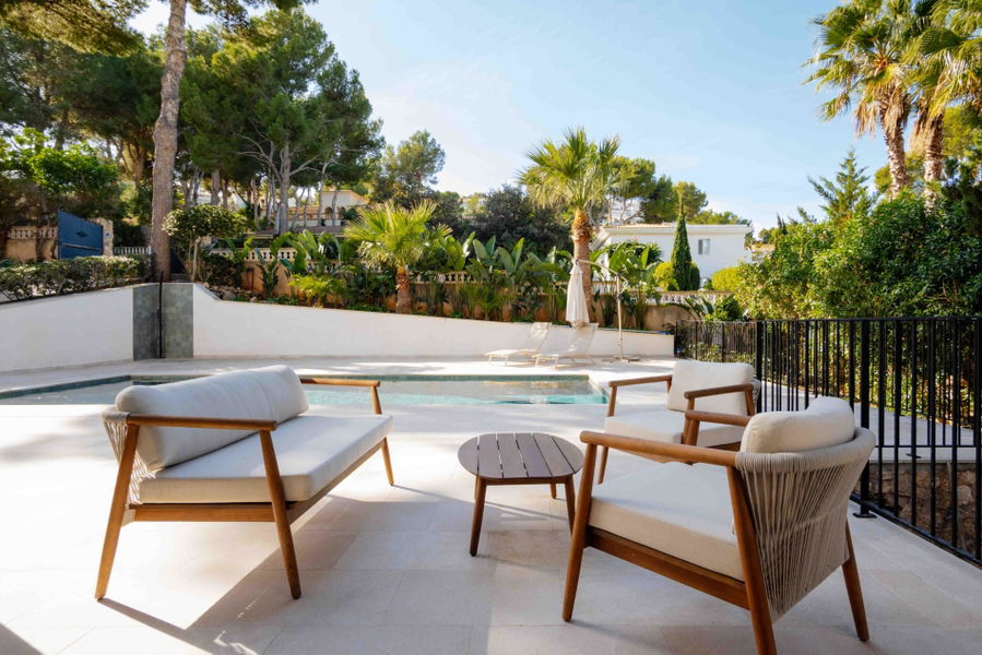 Vollständig renovierte, stilvolle Villa mit Ferienvermietungslizenz und Pool in Nova Santa Ponsa