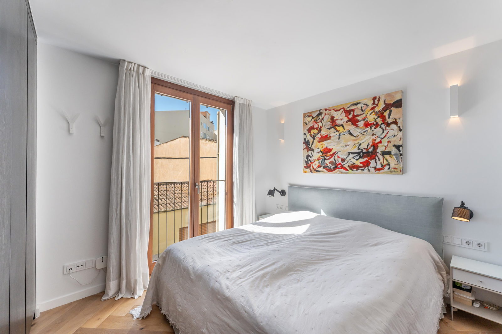 Luxuriöses Haus mit Meerblick in Molinar zu verkaufen – mit Terrasse, Pool, Aufzug und Parkplatz