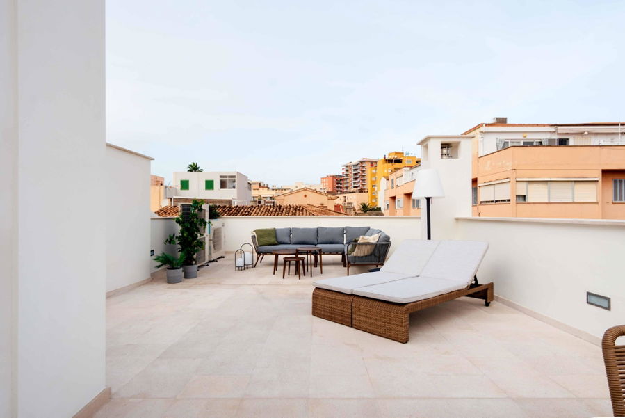 Wunderschön gestaltetes Stadthaus mit Pool und Dachterrasse in Son Espanyolet