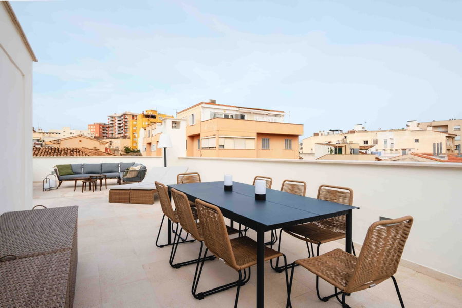 Wunderschön gestaltetes Stadthaus mit Pool und Dachterrasse in Son Espanyolet
