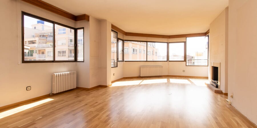 Geräumige und sonnige Wohnung mit großem Potenzial im Stadtzentrum von Palma