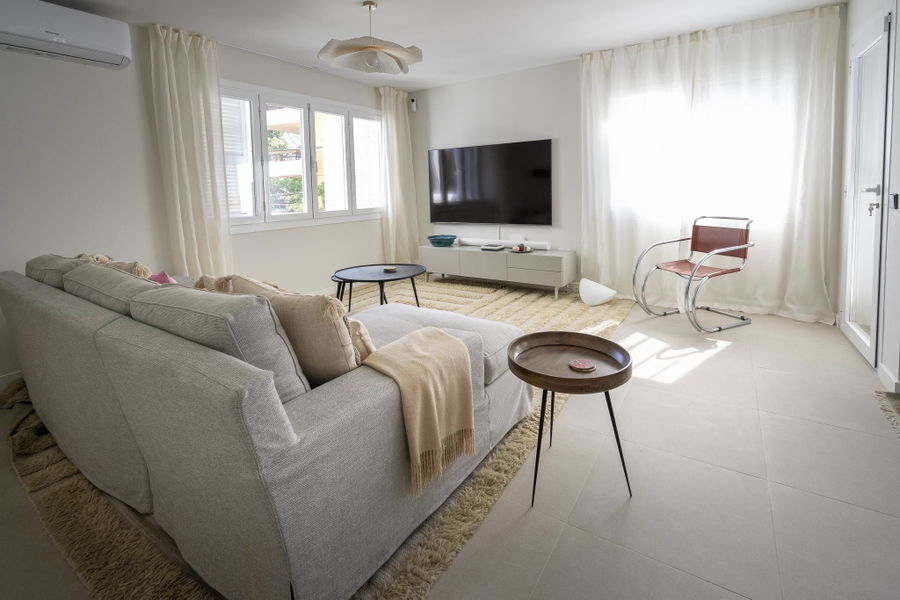 Neu renovierte Wohnung in begehrter Lage in San Agustín