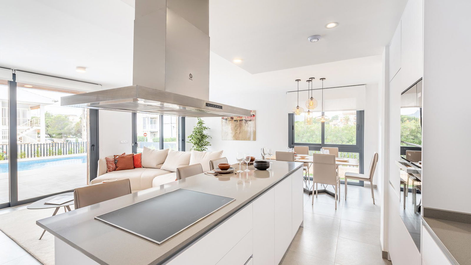 Neubau-Doppelhaushälfte mit grossem Garten in Cala Ratjada zu verkaufen