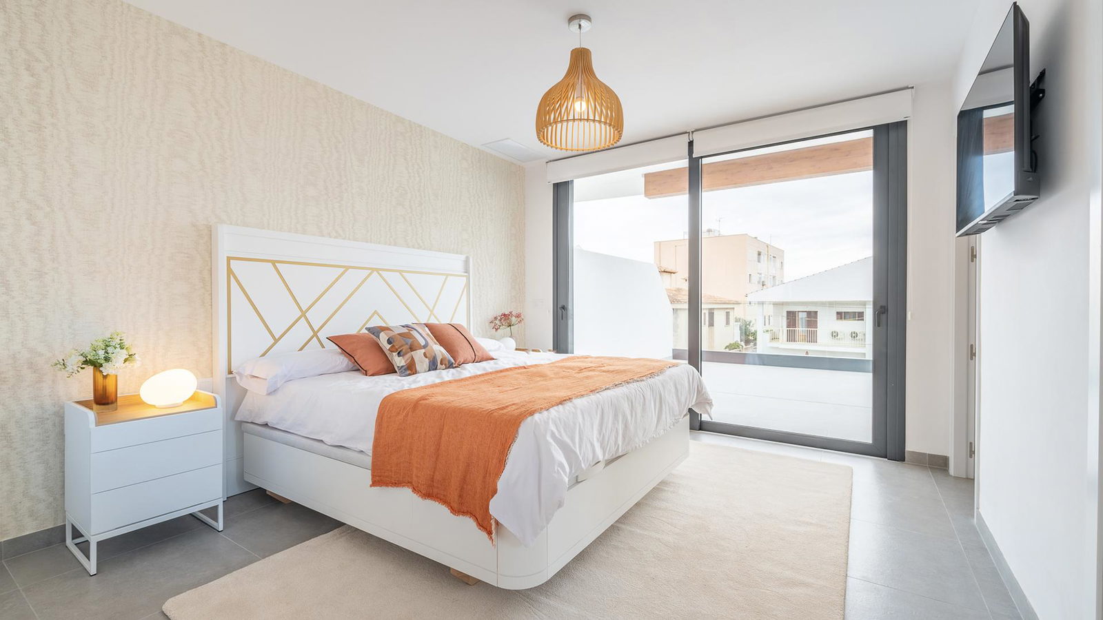 Neubau-Doppelhaushälfte mit privatem Pool in Cala Ratjada, bezugsfertig