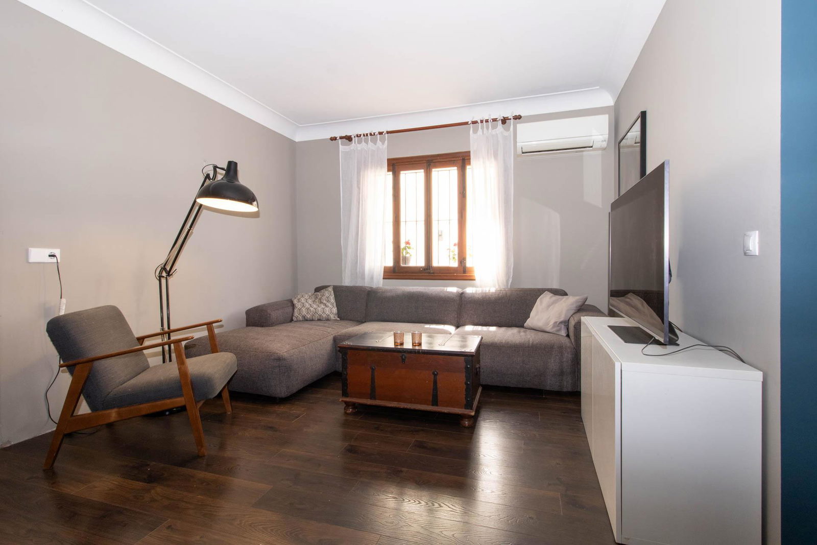Renovierte Wohnung mit großem Garten und Garage in Son Armadans