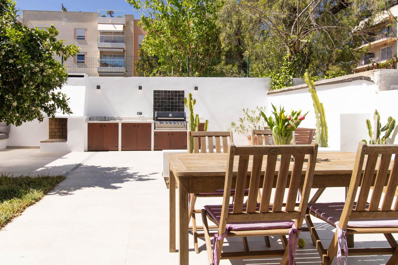 Renovierte Wohnung mit großem Garten und Garage in Son Armadans