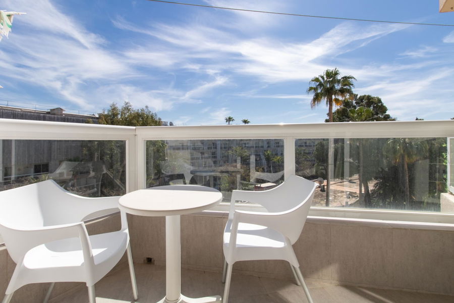 Studio-Apartment mit Terrasse in Strandnähe in Palmanova