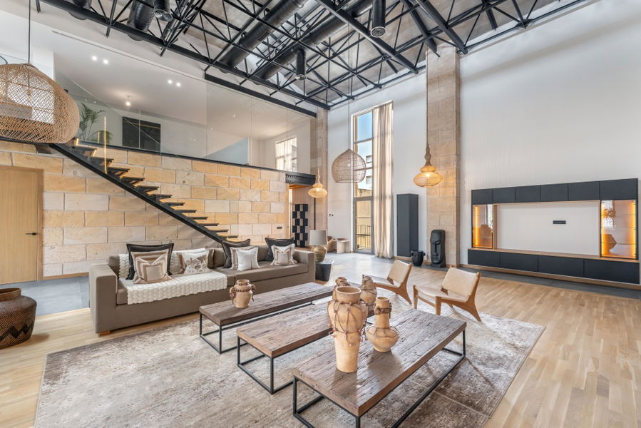 Imponerande designloft med privat takterrass i hjärtat av Santa Catalina