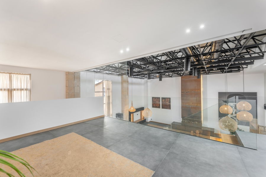 Imponerande designloft med privat takterrass i hjärtat av Santa Catalina