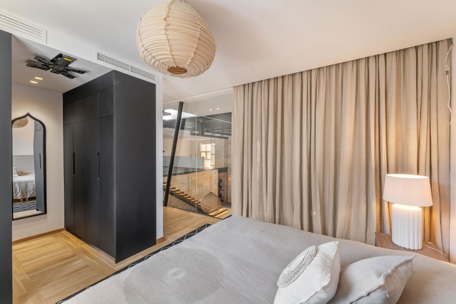 Imponerande designloft med privat takterrass i hjärtat av Santa Catalina