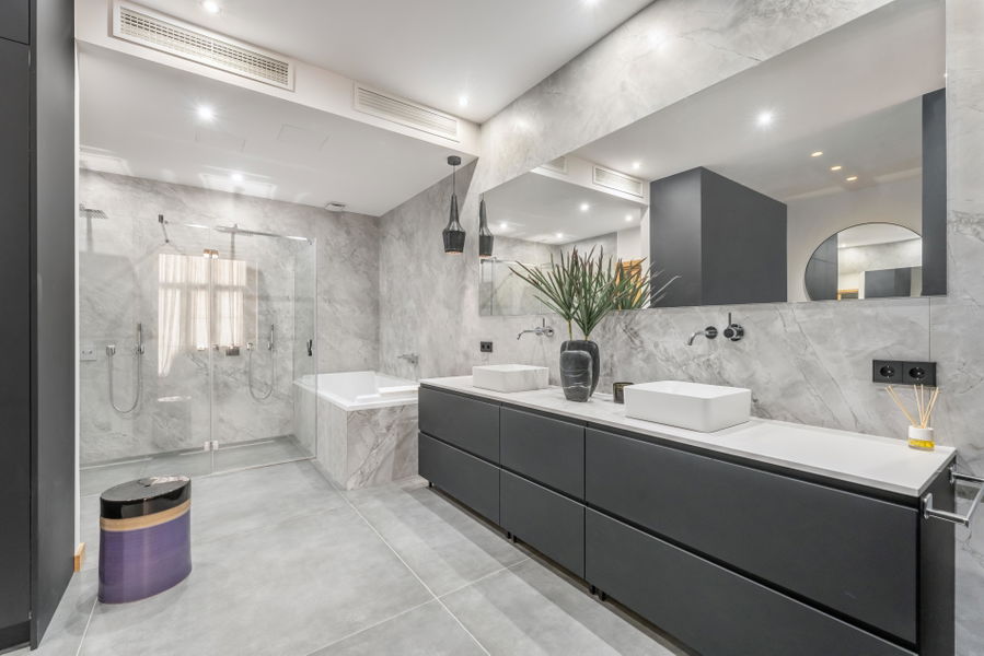 Imponerande designloft med privat takterrass i hjärtat av Santa Catalina
