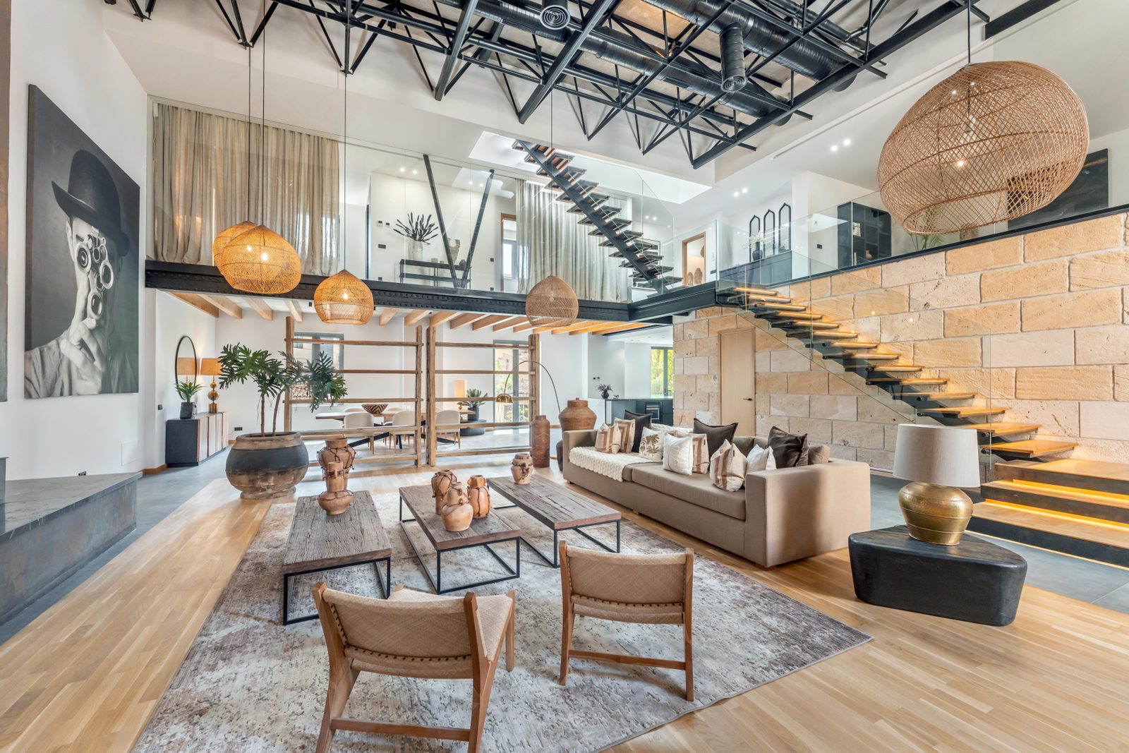 Imponerande designloft med privat takterrass i hjärtat av Santa Catalina