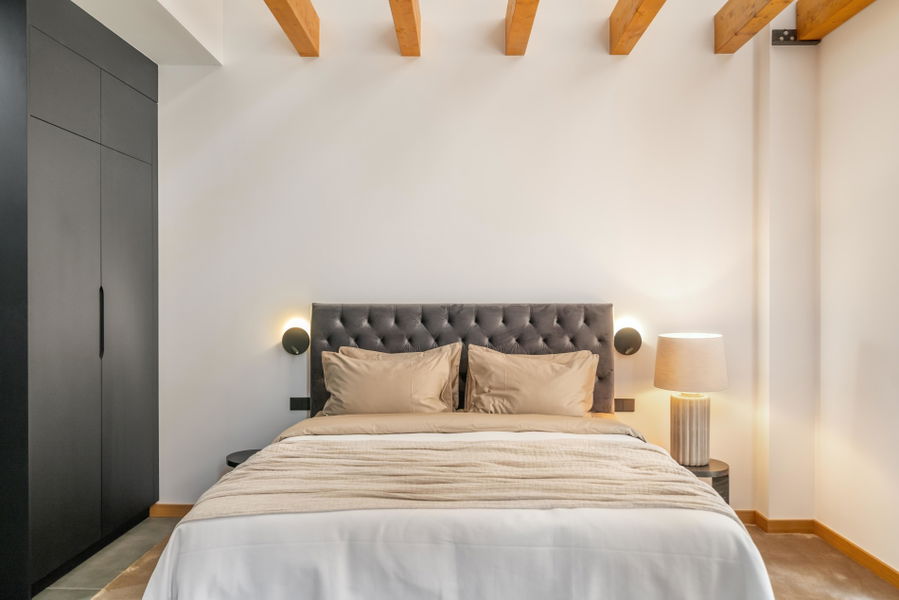 Imponerande designloft med privat takterrass i hjärtat av Santa Catalina