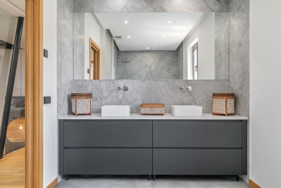 Imponerande designloft med privat takterrass i hjärtat av Santa Catalina