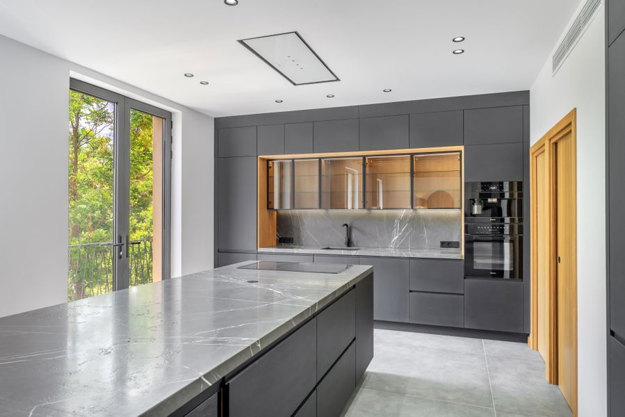 Imponerande designloft med privat takterrass i hjärtat av Santa Catalina