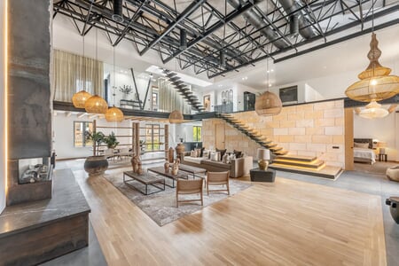 
    
                
            Stunning designer loft with private roof terrace in Santa Catalina
        
