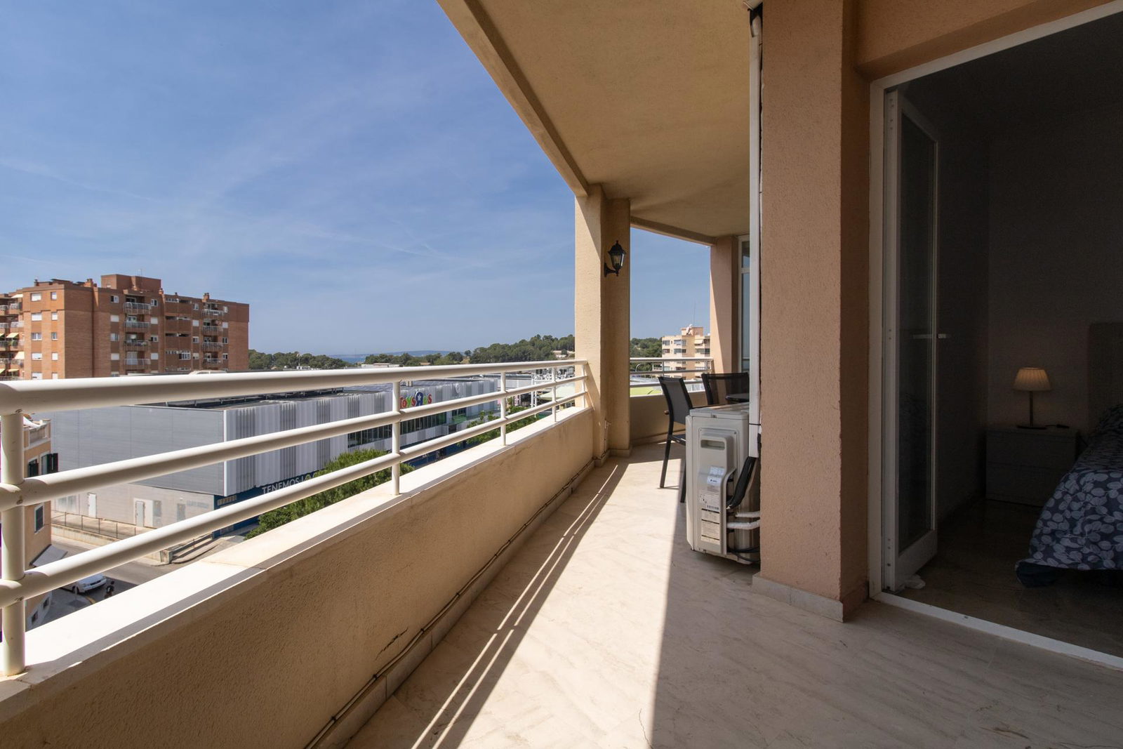 Sea view penthouse with spacious terrace  in  Palma Paseo Maritimo