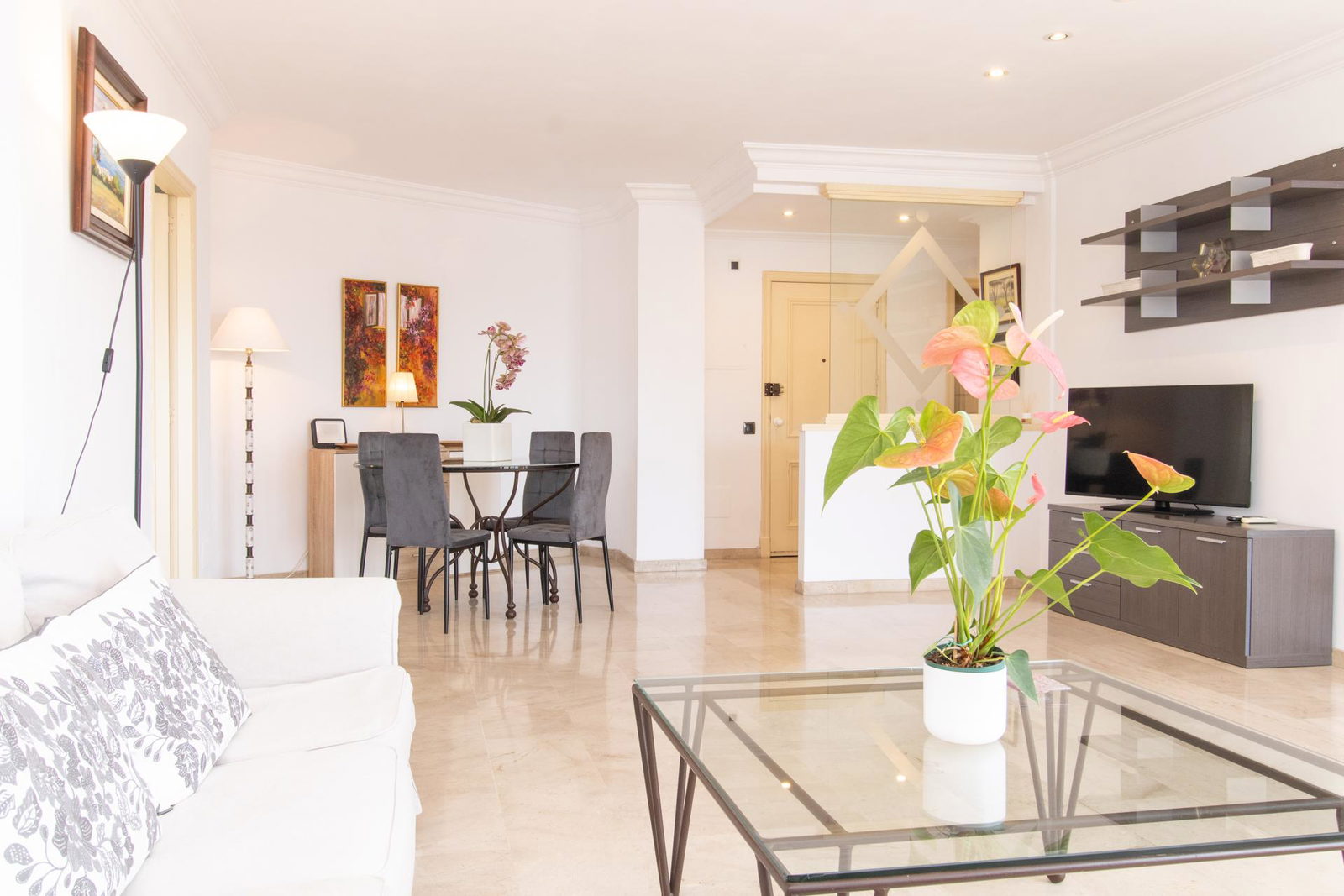Sea view penthouse with spacious terrace  in  Palma Paseo Maritimo