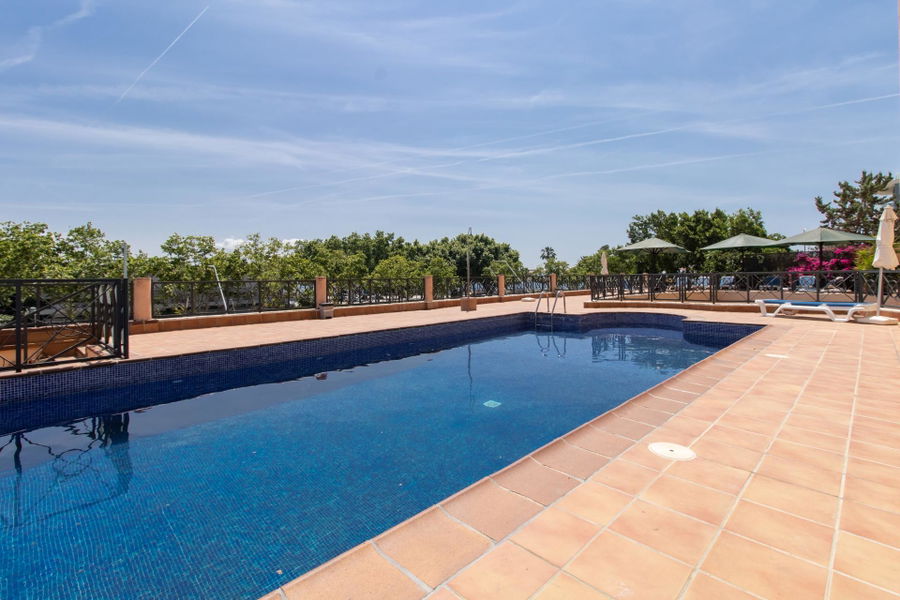 Sea view penthouse with spacious terrace  in  Palma Paseo Maritimo