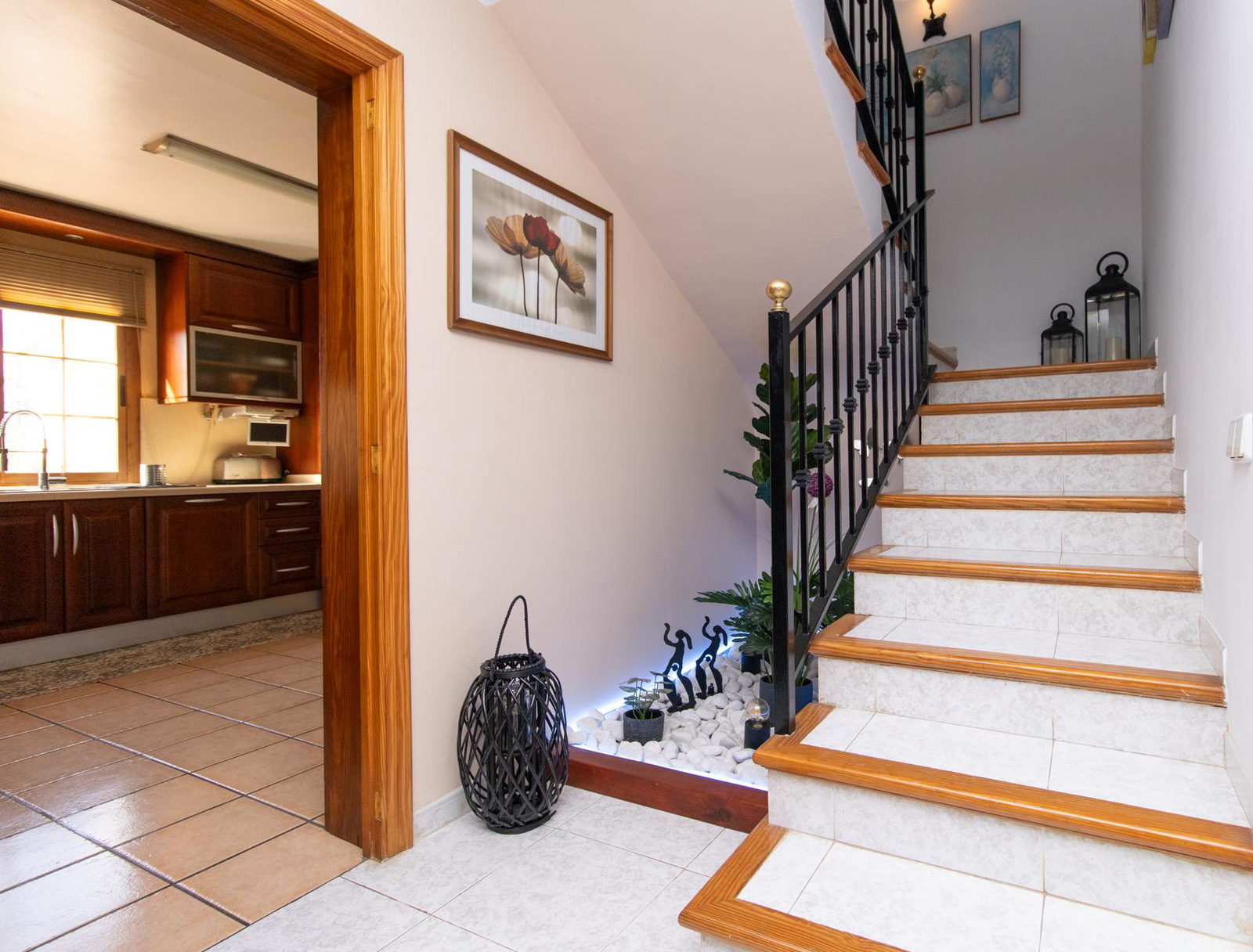 Country home with pool and large plot in a peaceful setting close to Sencelles