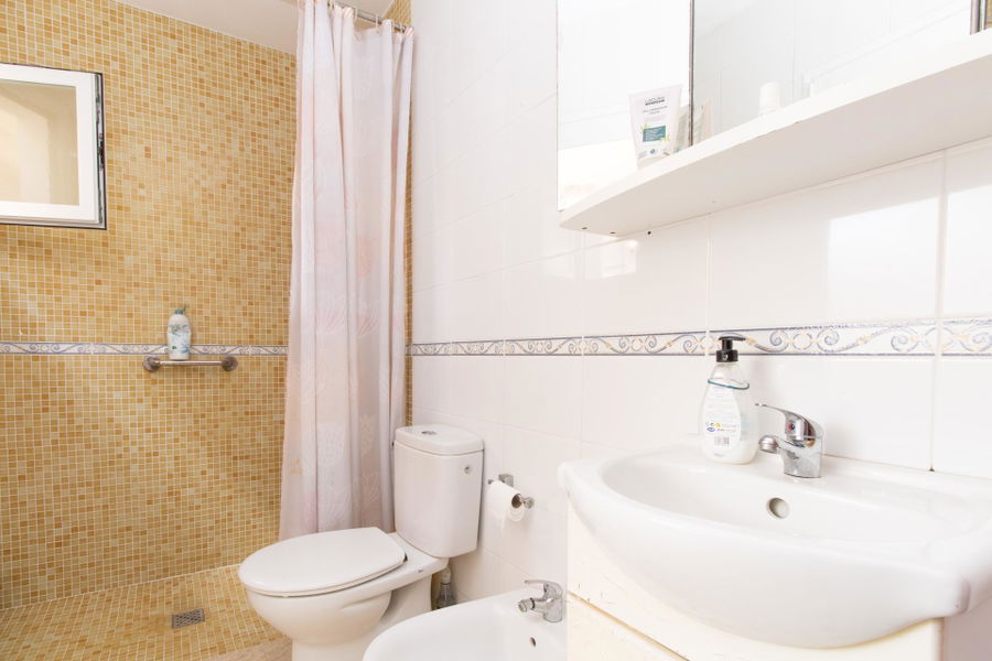 Sea view property with great potential and charming location in Sa Rapita
