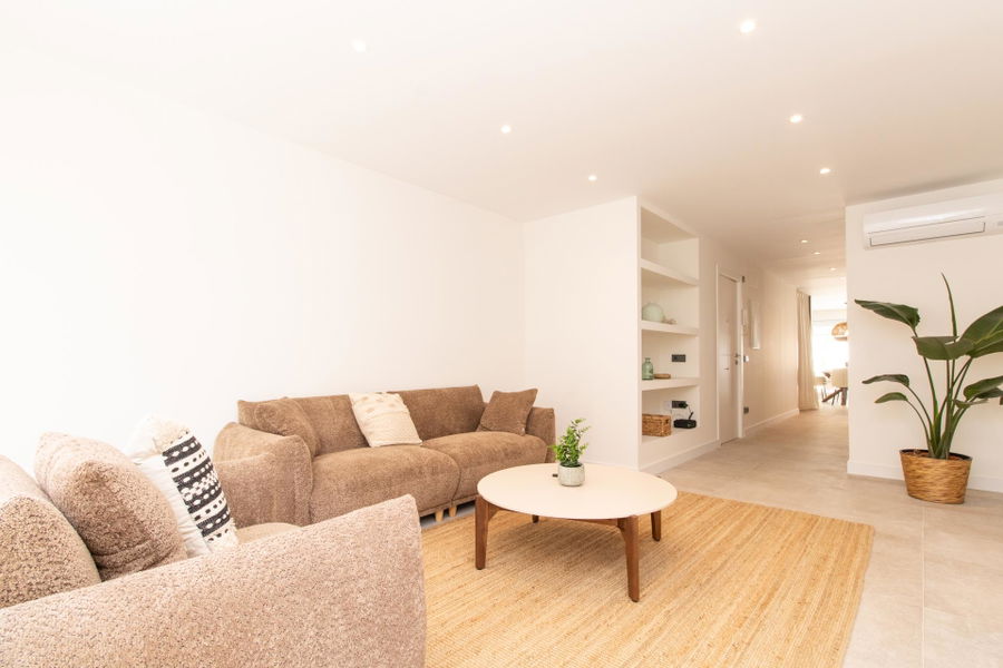 Elegant fully renovated apartment  with large terrace in Palma City Centre