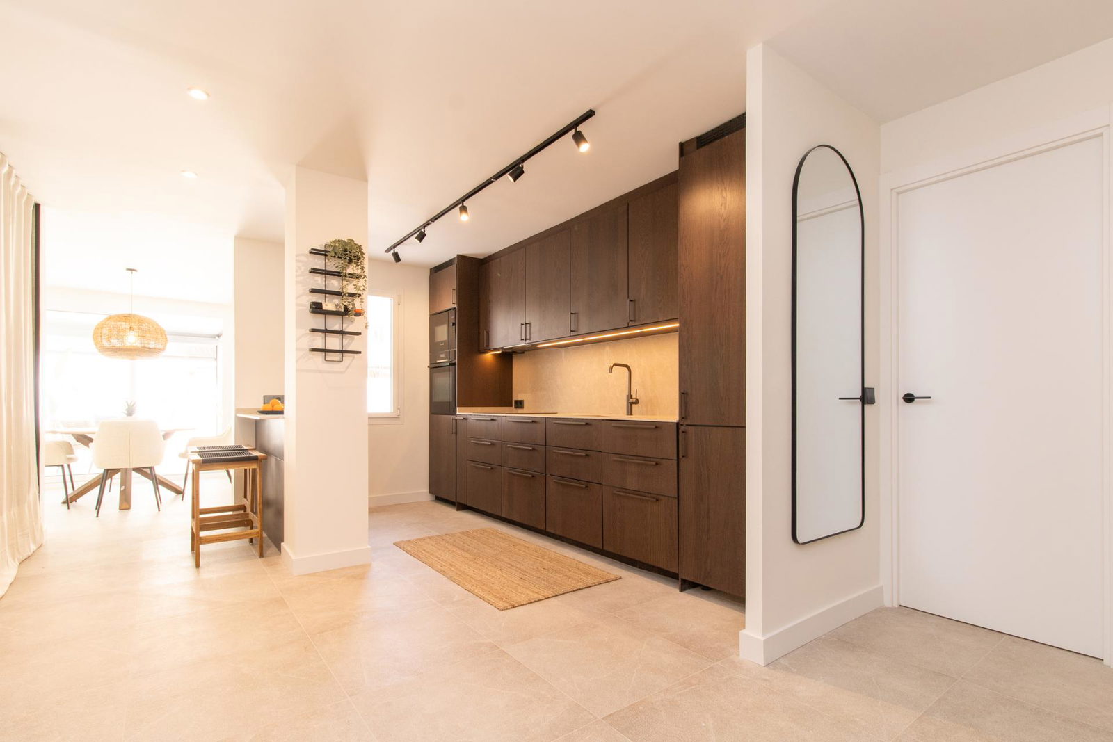 Elegant fully renovated apartment  with large terrace in Palma City Centre