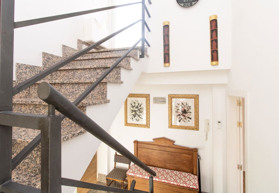 Penthouse with spacious roof terrace just steps from the beach in Can Pastilla