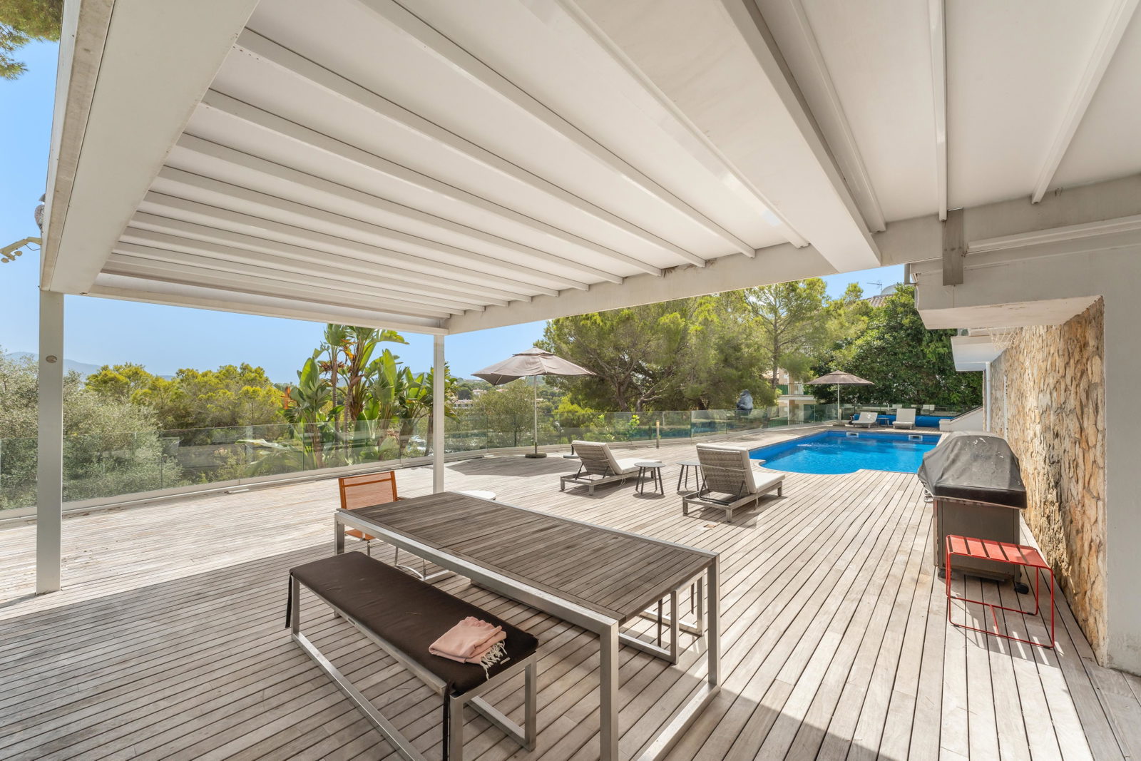 Mediterranean villa with  amazing sea view and prime location in front of Santa Ponsa Nautic Club