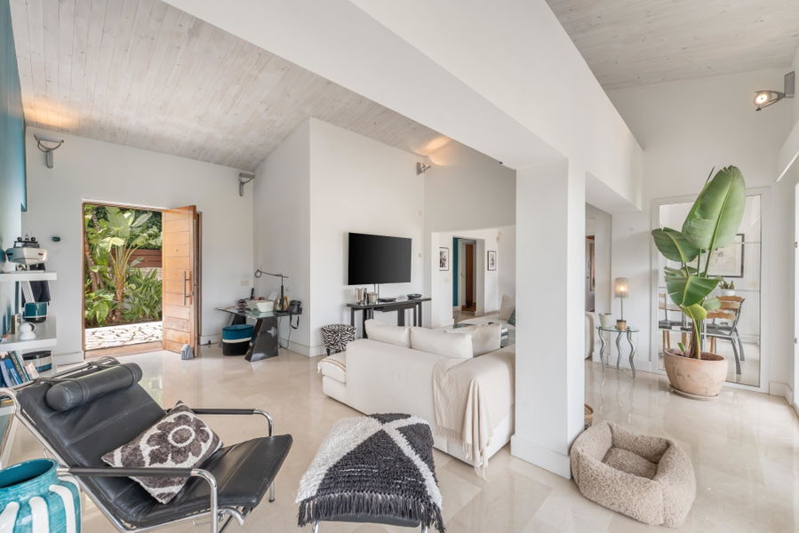 Mediterranean villa with  amazing sea view and prime location in front of Santa Ponsa Nautic Club