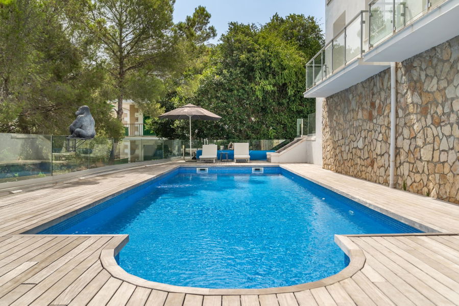 Mediterranean villa with  amazing sea view and prime location in front of Santa Ponsa Nautic Club