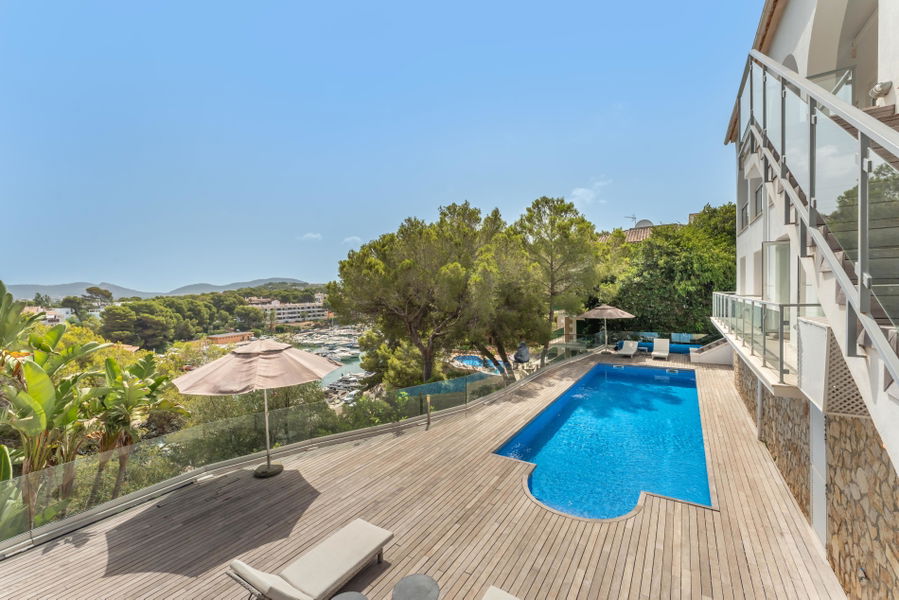 Mediterranean villa with  amazing sea view and prime location in front of Santa Ponsa Nautic Club